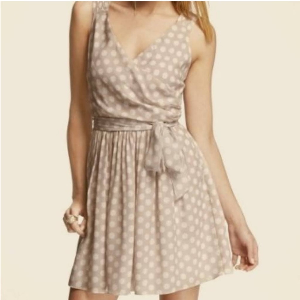 ⭐️Express vintage style cream Polka dot dress size 2